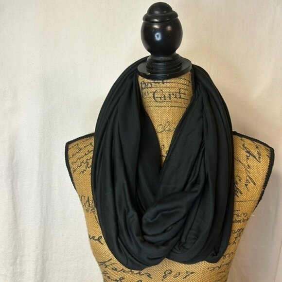 Women’s Infinity Scarf Black Semi Sheer Viscose/Poly Blend Drapes Beautifully - Picture 1 of 6